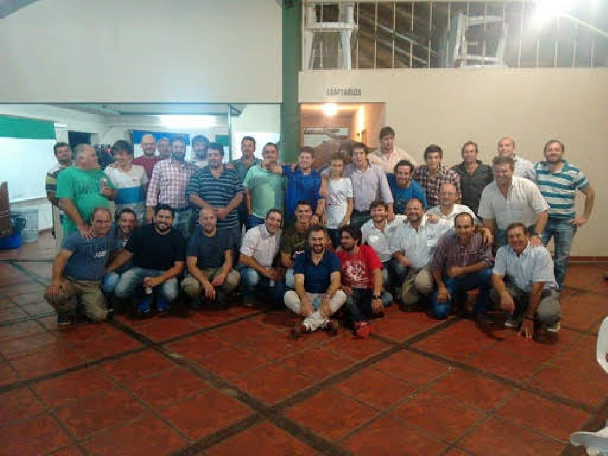 Con los amigos de la barra pesquera